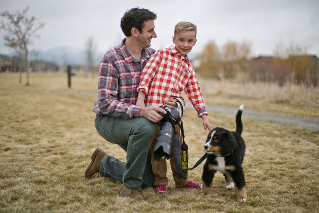 Noah and his father Michael. Photo: Adrian Sanchez-Gonzalez, Bozeman Daily Chronicle